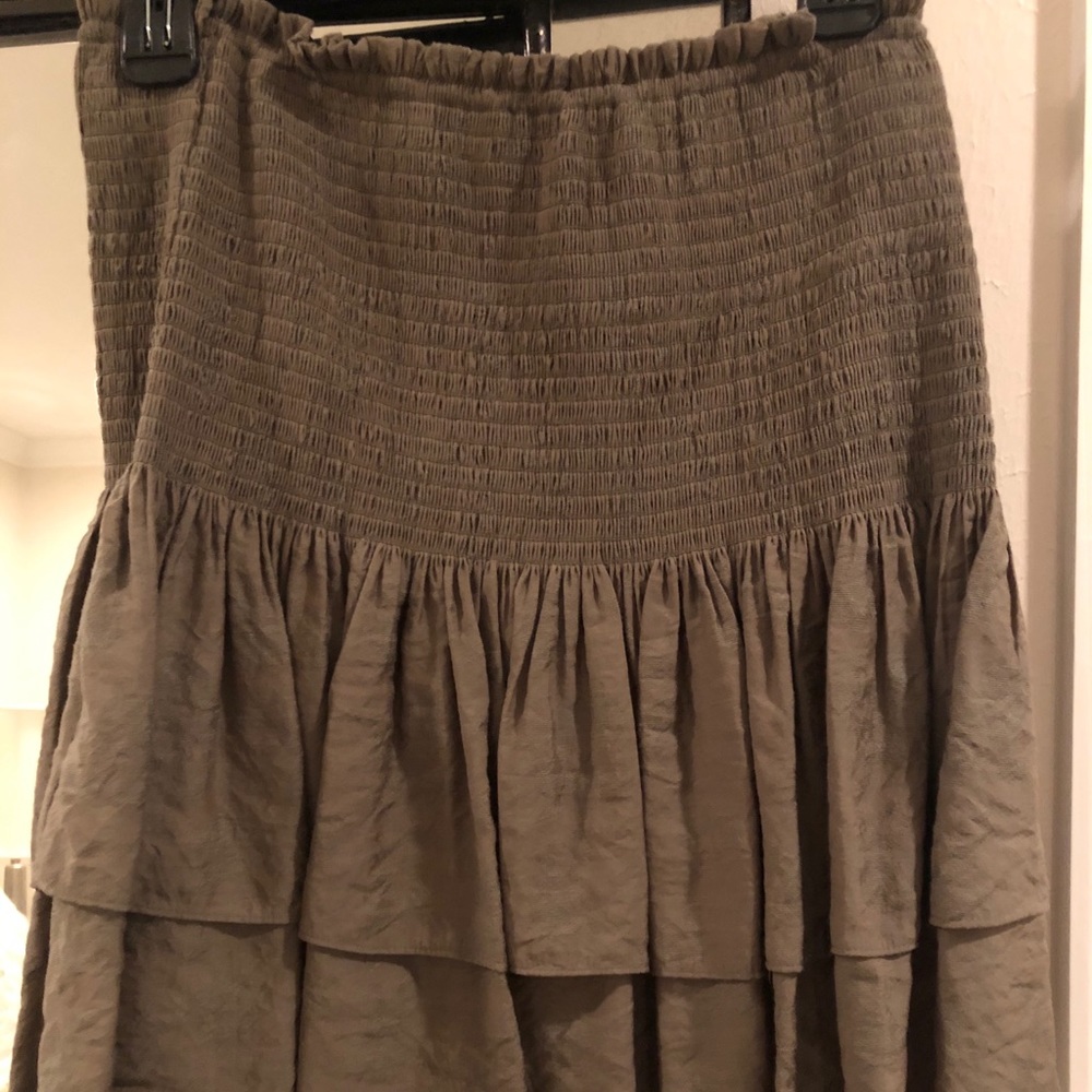Ruched stretchy skirt